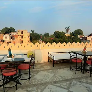 *** Hotel Janak Niwas India