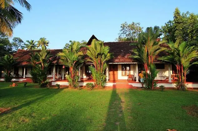 Kovilakam Lakeside Villa Alappuzha 4*,  India