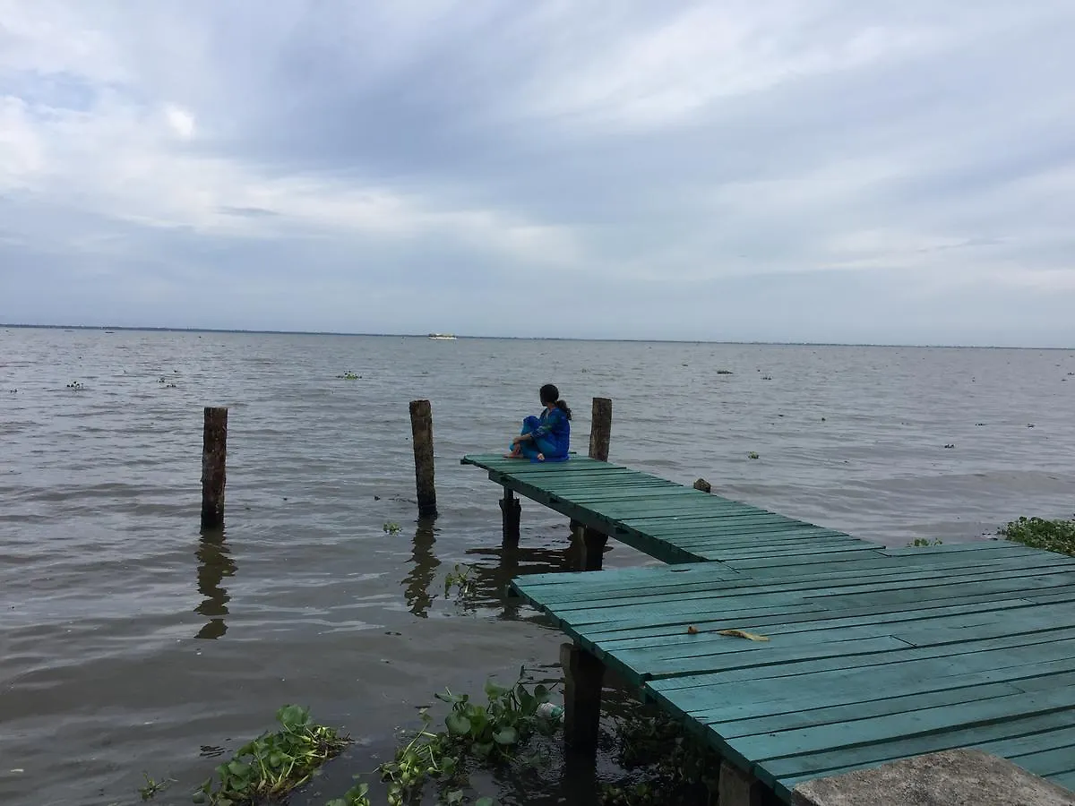 Bed & Breakfast Kovilakam Lakeside Villa Alappuzha